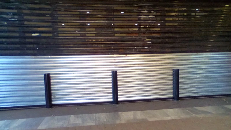 Mall shop shutter: 