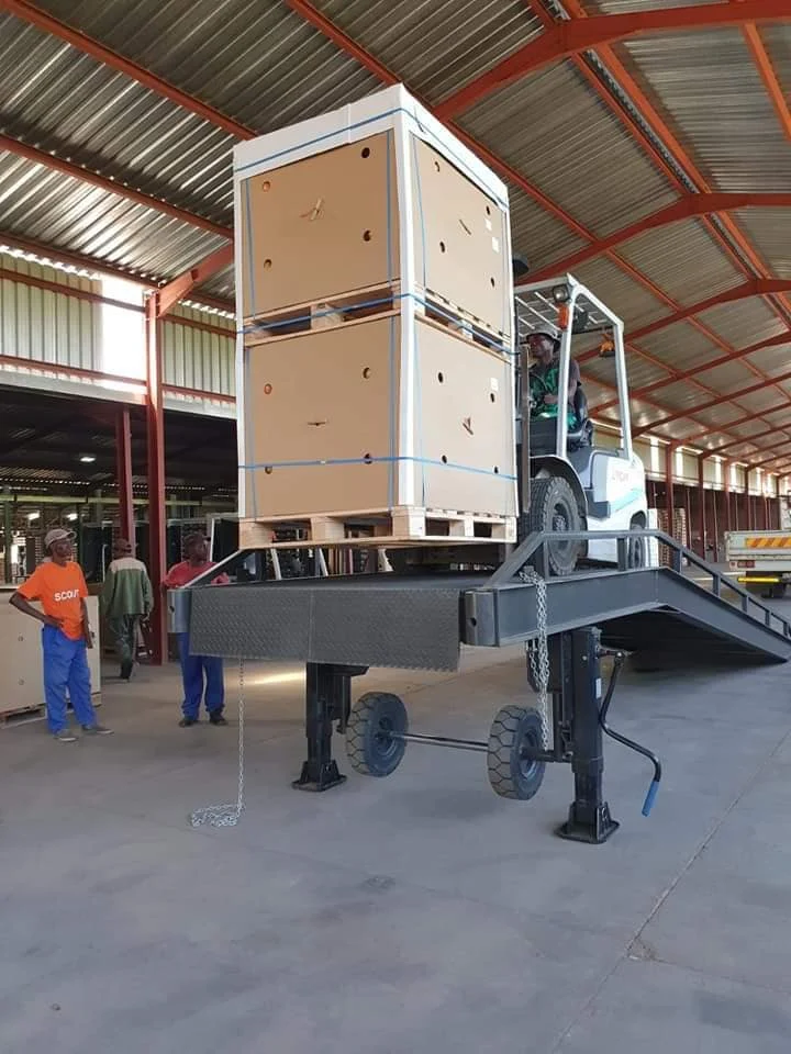 Mobile yard ramp: Fabricated in our workshop